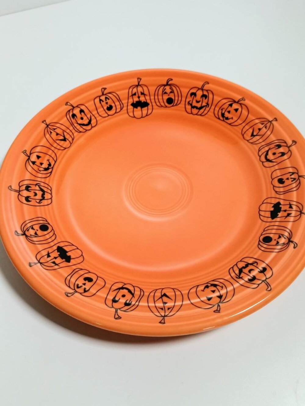 Fiesta Carson's Jack o Lanterns Luncheon Plate in Tangerine Halloween Pumpkins